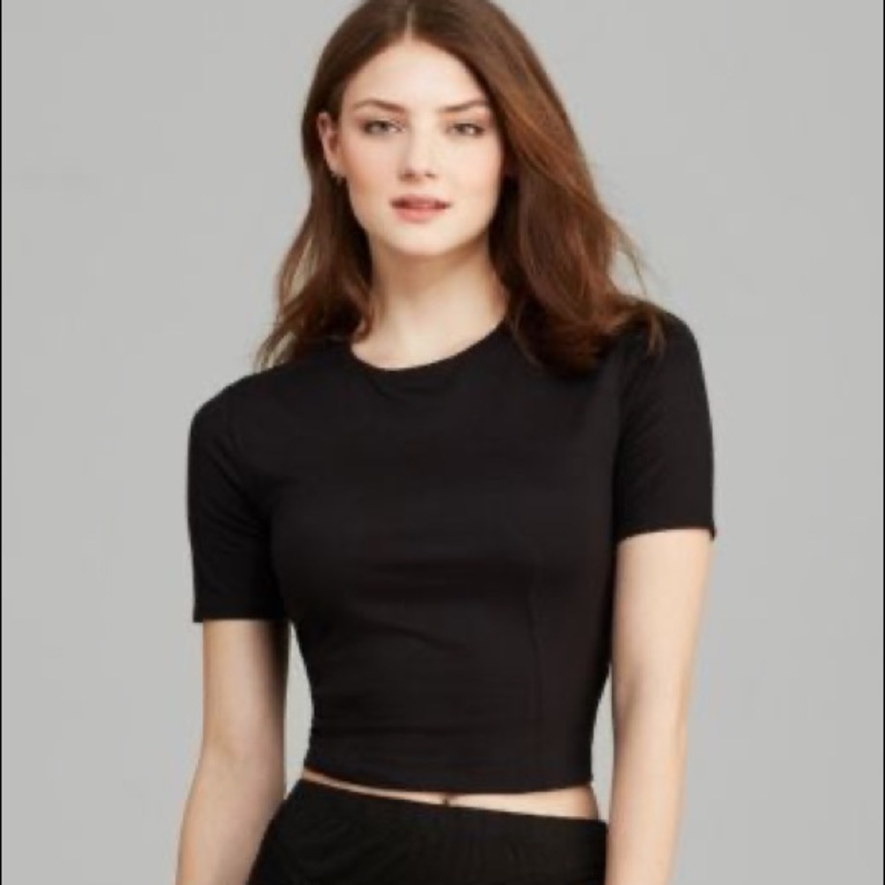 Three dot cropped t shirt